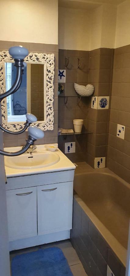 Appartement à 10 Mn à Pied De Montmartre *